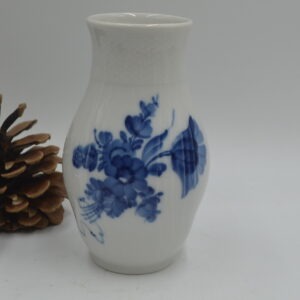 Royal Copenhagen blå blomst vase